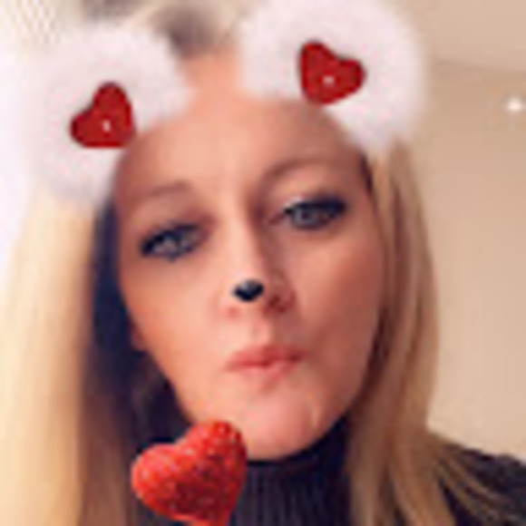 Meet your Posher, Crystal - Picture 1 of 1